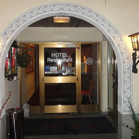 Jost Hotel 3*